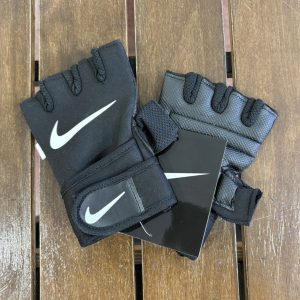 دستکش nike مشکی